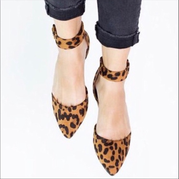 LEOPARD PRINT ANKLE STRAP  FLATS - Picture 3 of 4